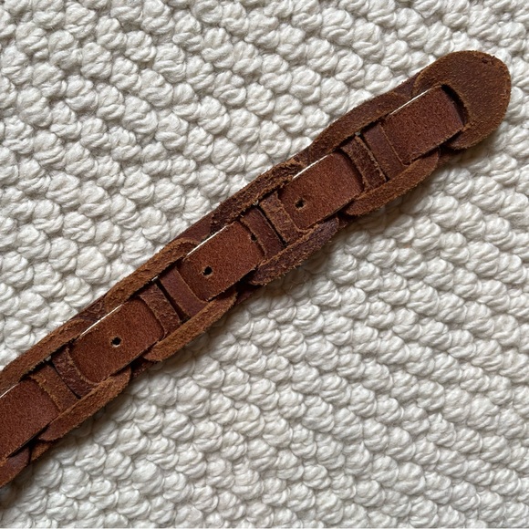 Woven brown leather belt - Picture 6 of 10